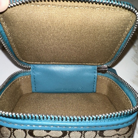 Coach Mini Triple Pill Case Khaki Signature C's With Blue Trim With Pill Bottles - Picture 11 of 15